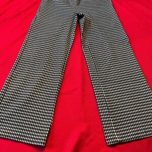 Ann Taylor Women's Black and White Houndstooth Pants